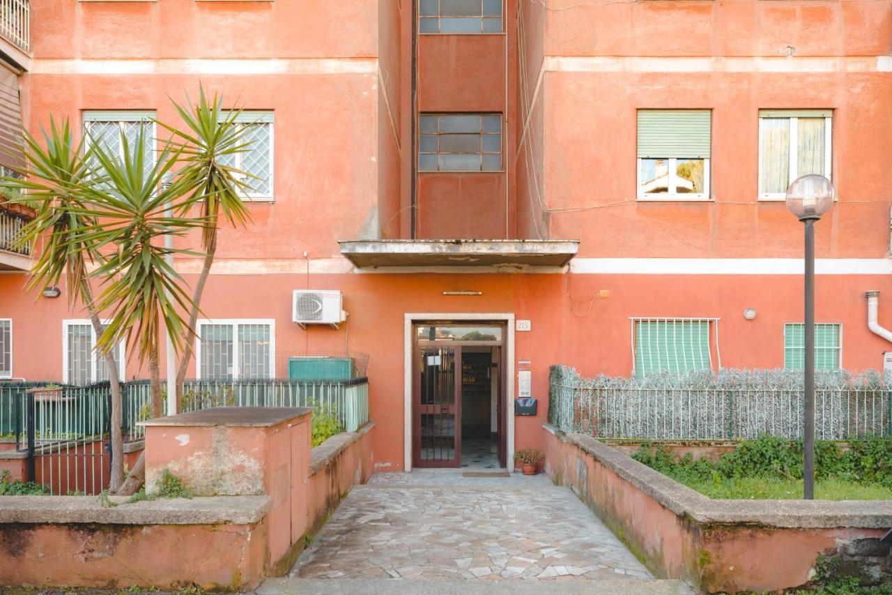 רומא Le Rondini Apartment, 5 Persone, 2 Balconi, Policlinico Tor Vergata E Casilino מראה חיצוני תמונה